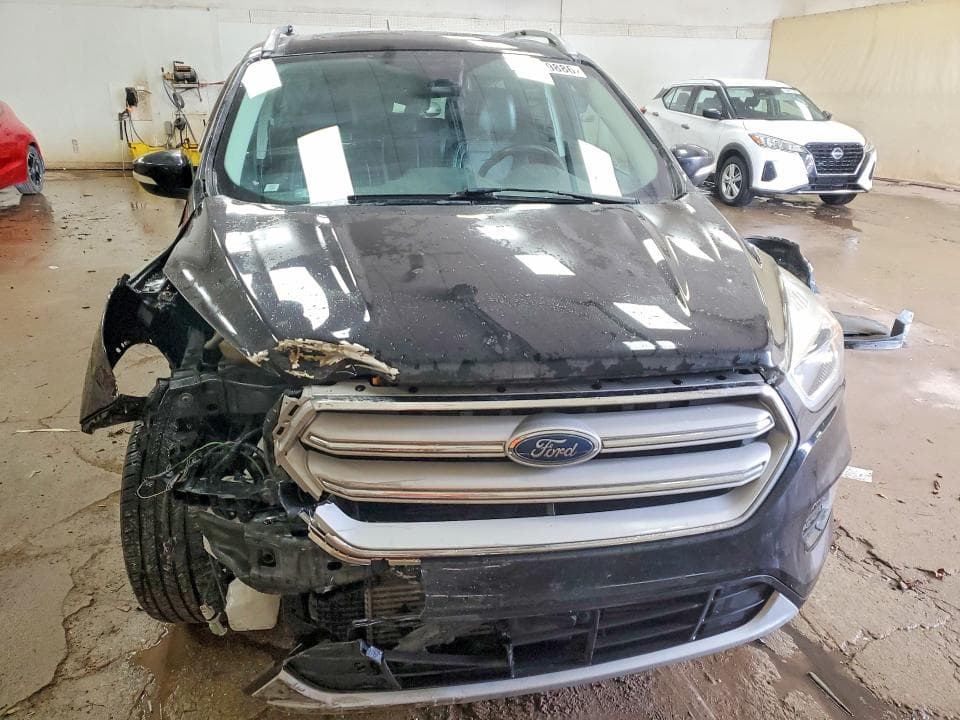 2017 FORD ESCAPE TITANIUM 5