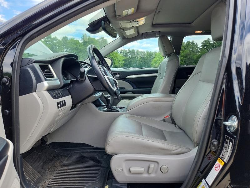 2017 TOYOTA HIGHLANDER HYBRID XLE 7