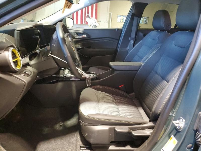 2025 CHEVROLET TRAX 1LT 7