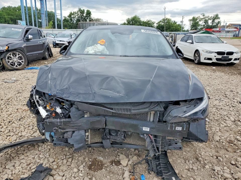 2023 HYUNDAI ELANTRA LIMITED 5
