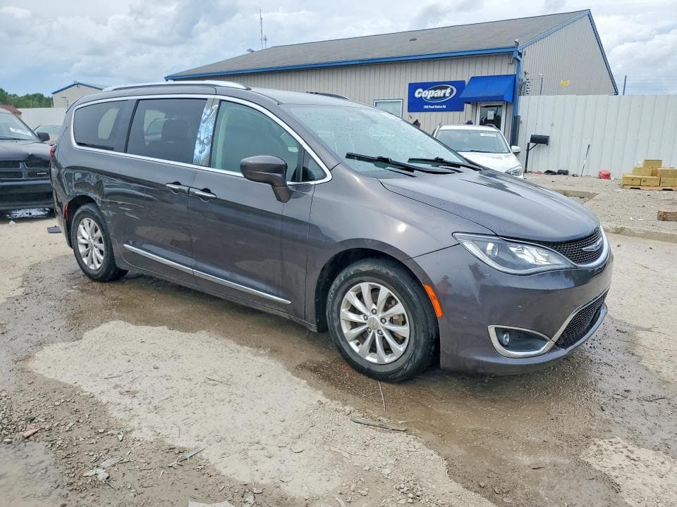 2018 CHRYSLER PACIFICA TOURING L PLUS 4