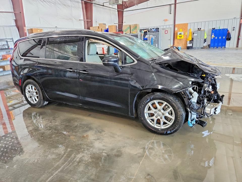 2021 CHRYSLER PACIFICA TOURING L 4
