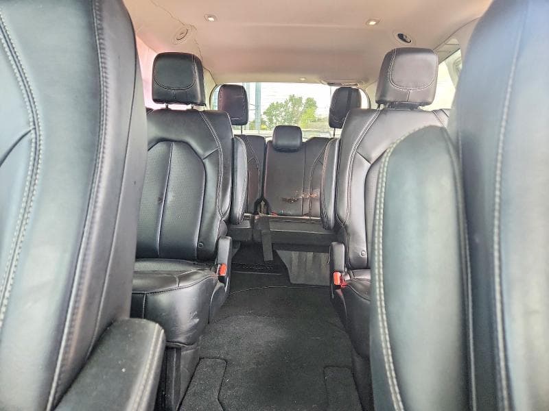 2023 CHRYSLER PACIFICA TOURING L 10