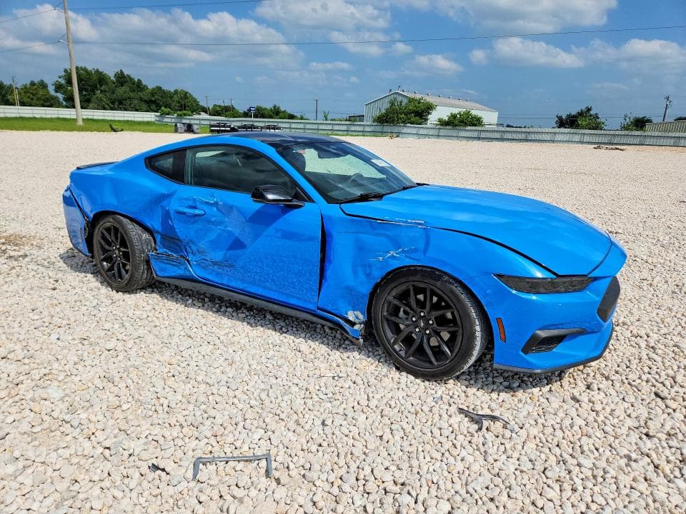 2024 FORD MUSTANG 4