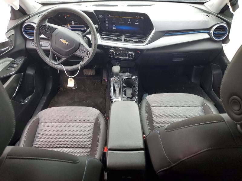 2025 CHEVROLET TRAX 8