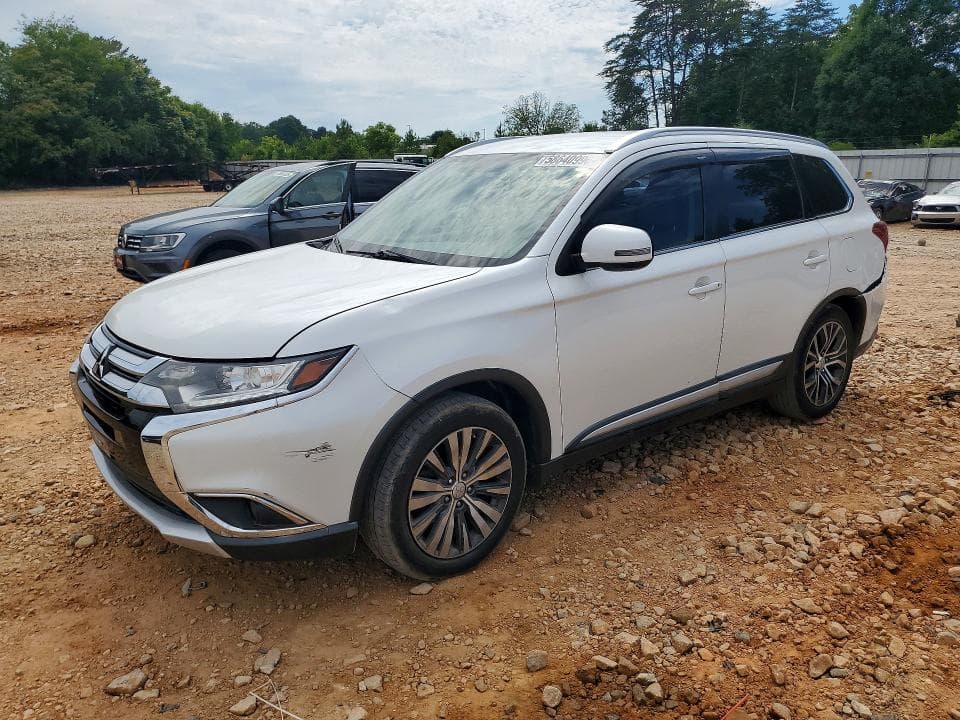 2017 MITSUBISHI OUTLANDER SE - 1