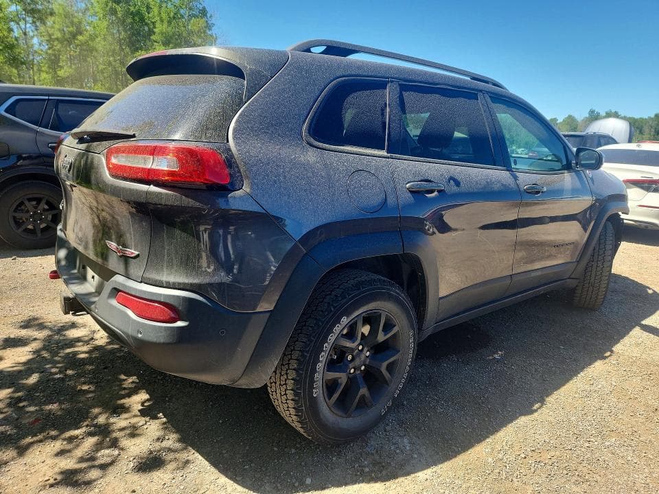2018 JEEP CHEROKEE TRAILHAWK 3
