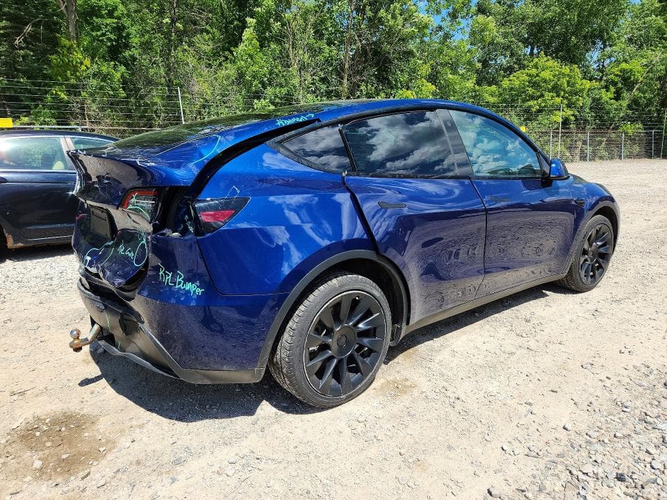 2022 TESLA MODEL Y 3