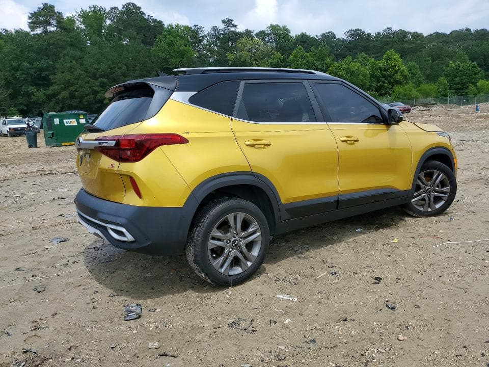 2021 KIA SELTOS S 3
