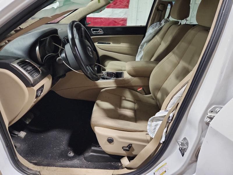 2022 JEEP GRAND CHEROKEE LAREDO E 7