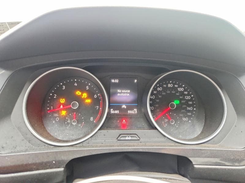 2020 VOLKSWAGEN TIGUAN S 9