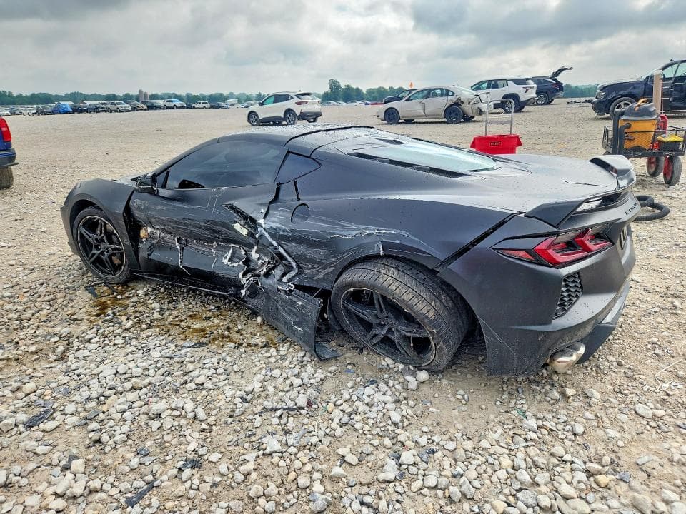 2021 CHEVROLET CORVETTE STINGRAY 3LT 2