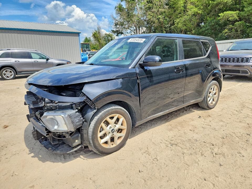 2022 KIA SOUL LX