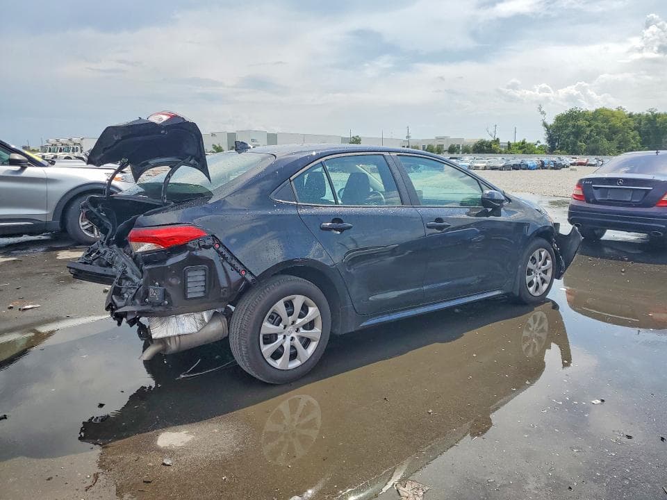 2026 TOYOTA COROLLA LE 3
