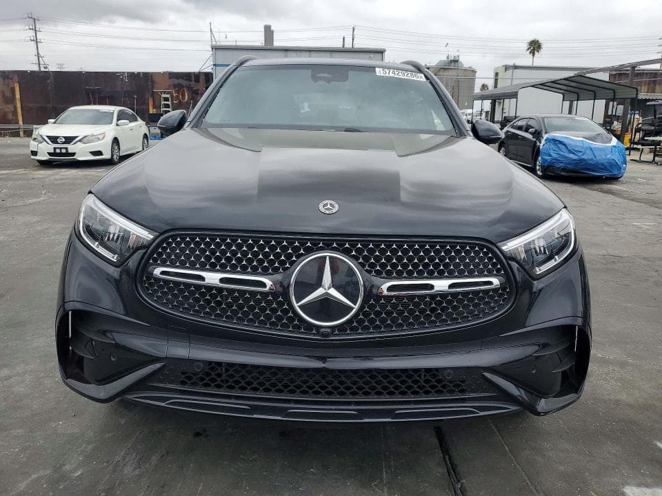 2025 MERCEDES-BENZ GLC 300 5
