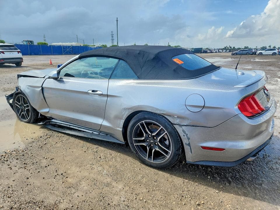 2022 FORD MUSTANG 2