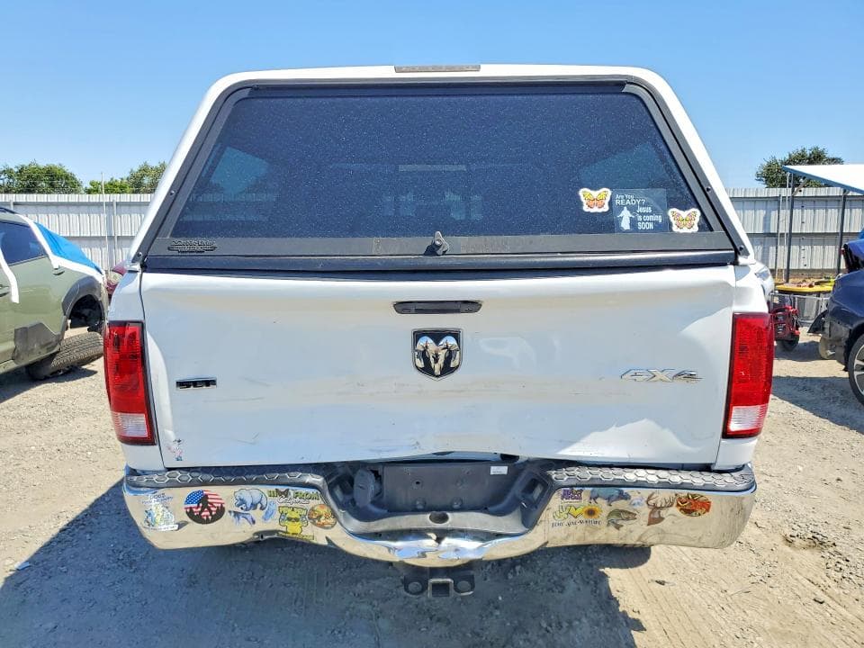 2017 RAM 1500 SLT 6