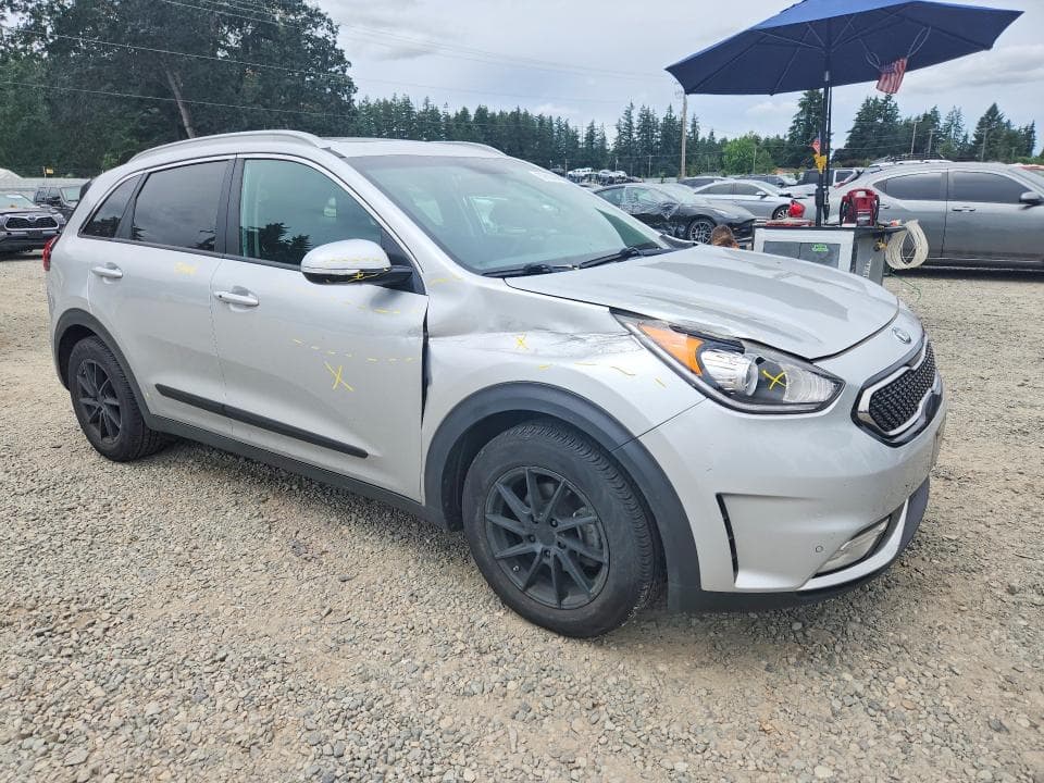 2017 KIA NIRO EX TOURING 4