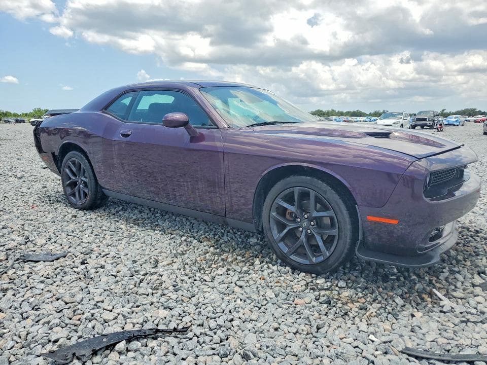 2021 DODGE CHALLENGER SXT 4