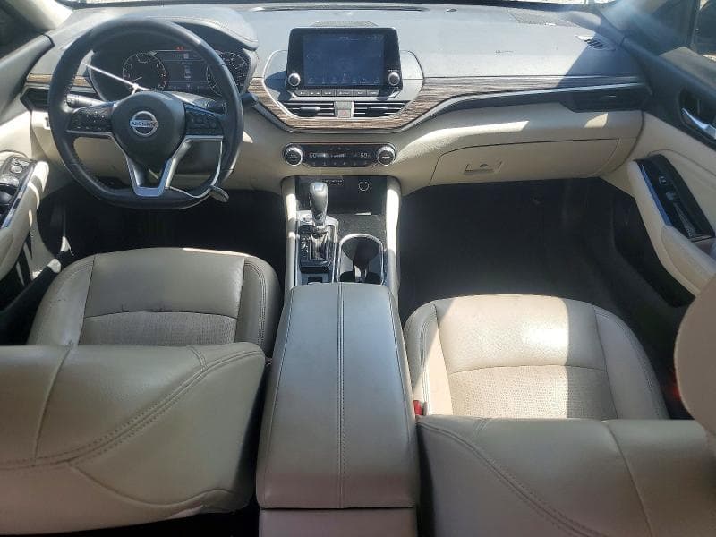 2021 NISSAN ALTIMA 8