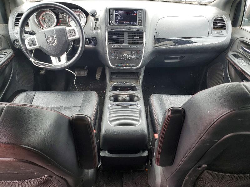 2018 DODGE GRAND CARAVAN GT 8