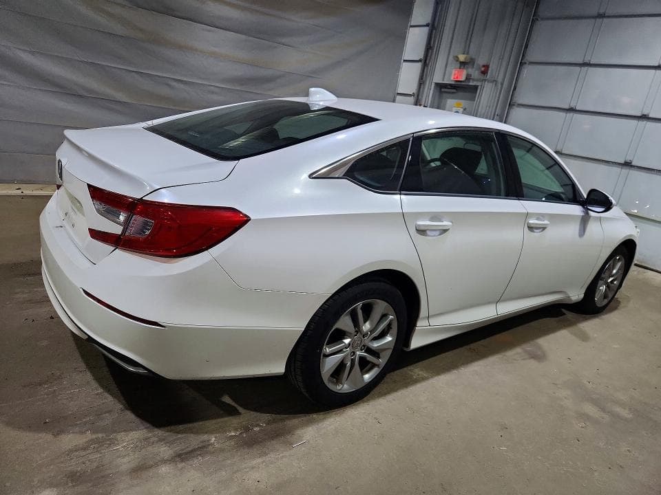 2019 HONDA ACCORD LX 3