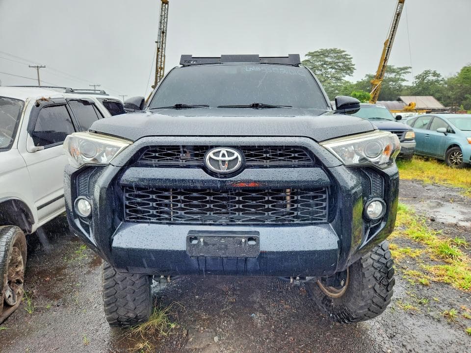 2018 TOYOTA 4RUNNER SR5 5