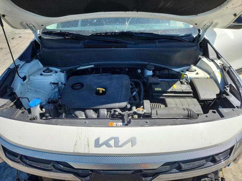 2024 KIA SELTOS S 12