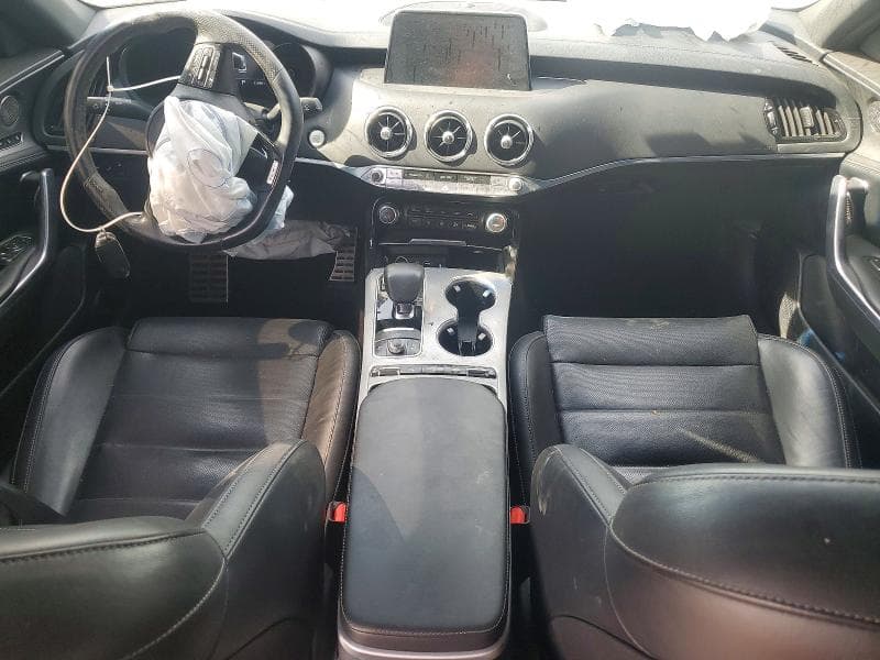 2021 KIA STINGER GT2 8