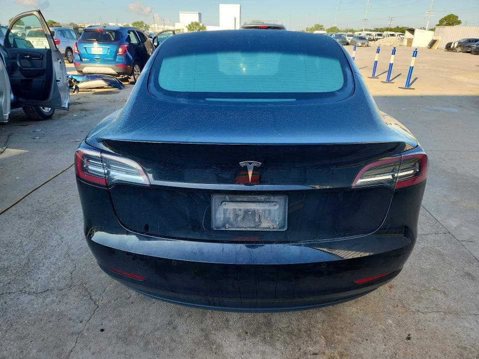 2022 TESLA MODEL 3 6