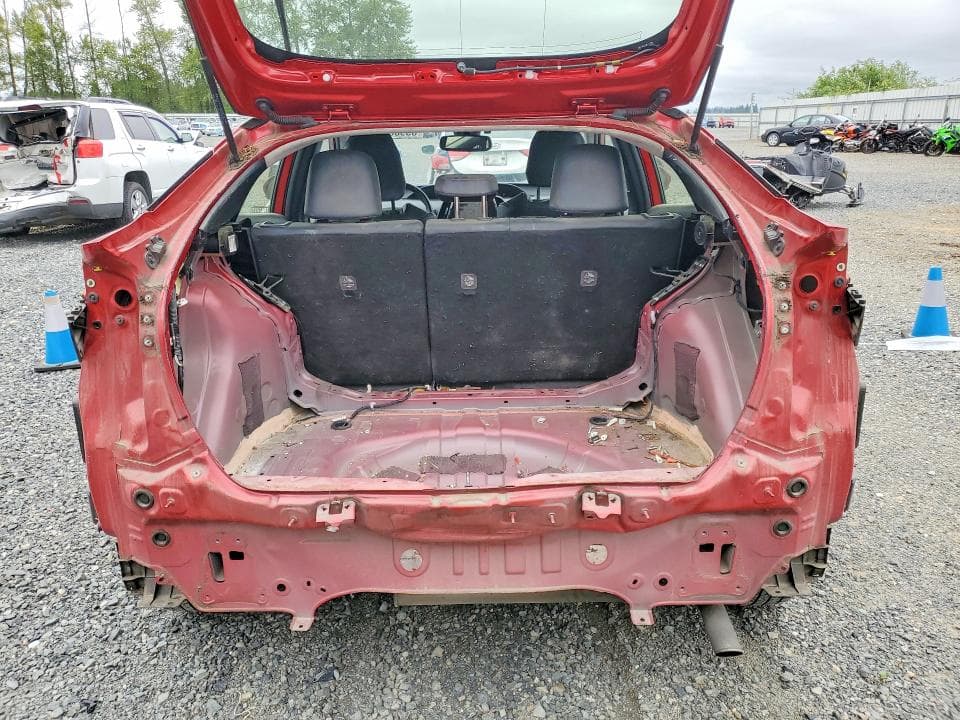 2020 TOYOTA PRIUS LIMITED 6