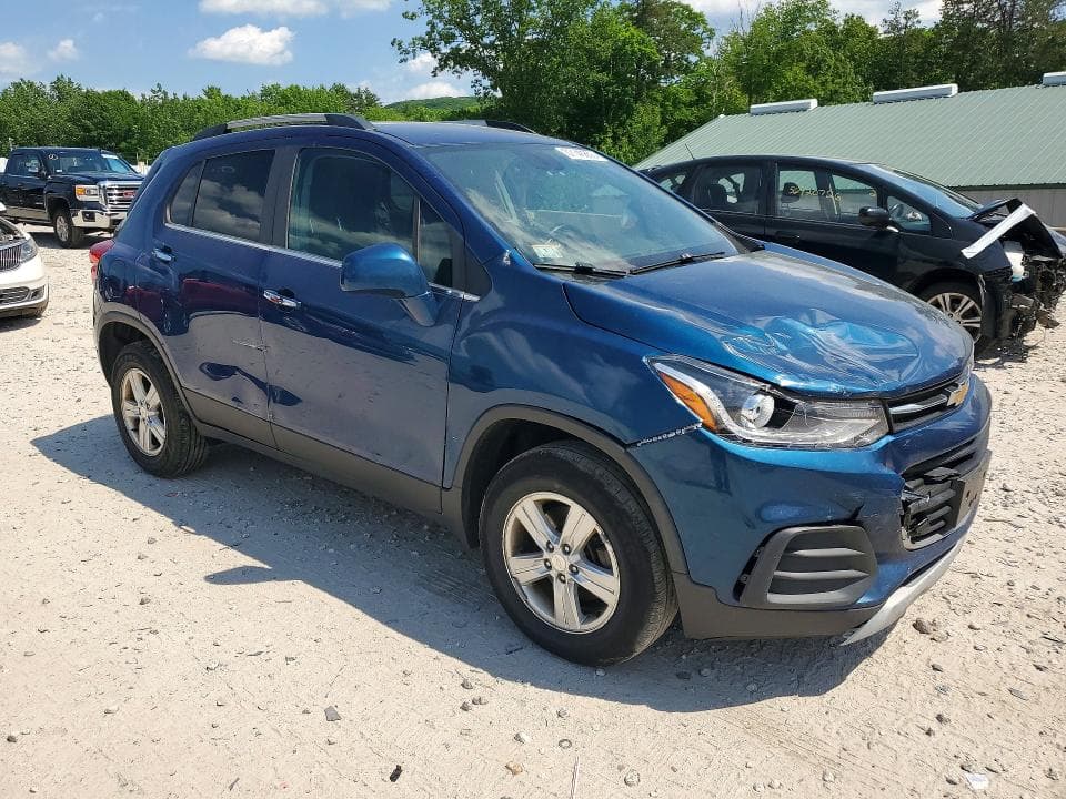 2019 CHEVROLET TRAX 1LT 4
