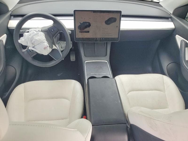 2022 TESLA MODEL Y 8