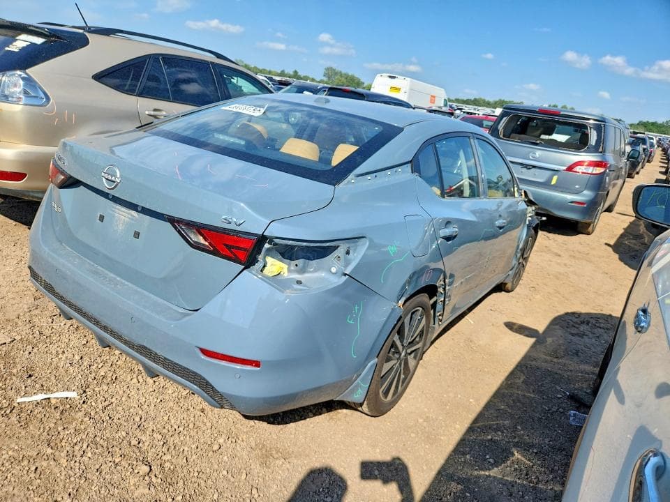 2024 NISSAN SENTRA SV 3
