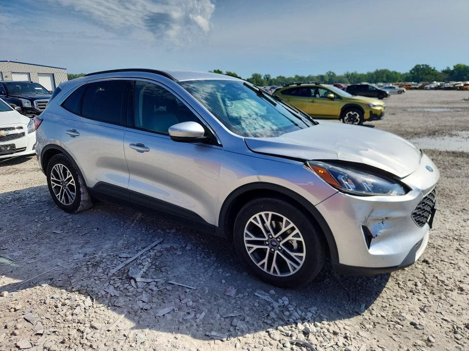 2020 FORD ESCAPE SEL 4