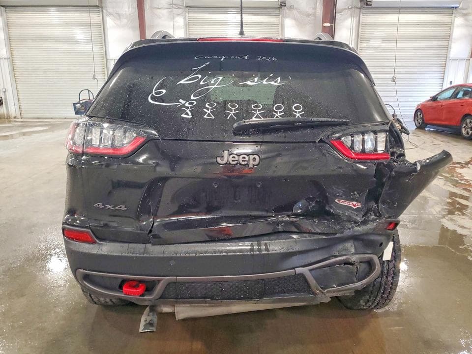 2019 JEEP CHEROKEE TRAILHAWK 6