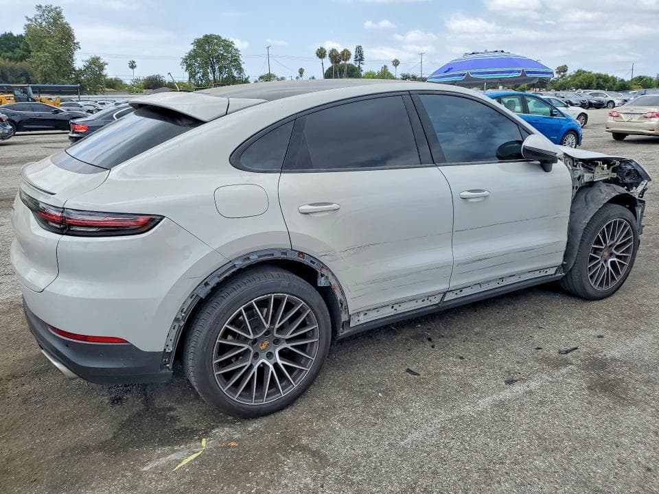 2023 PORSCHE CAYENNE COUPE 3