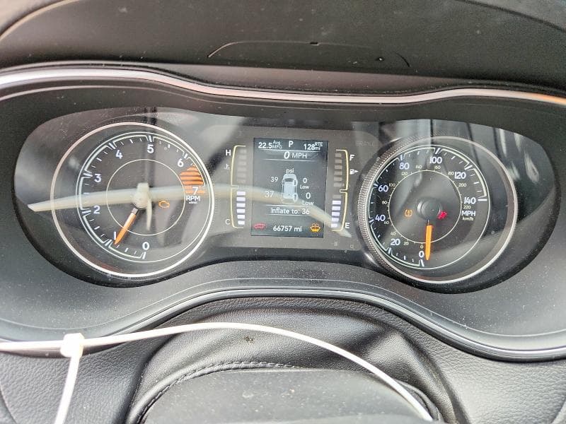 2020 JEEP CHEROKEE LATITUDE PLUS 9