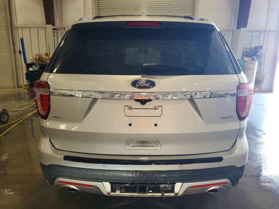 2017 FORD EXPLORER XLT 6