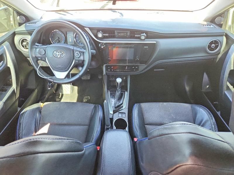 2017 TOYOTA COROLLA SE 8