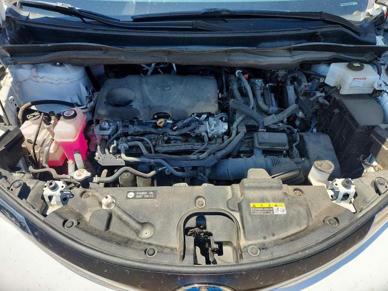 2022 TOYOTA SIENNA LE 12