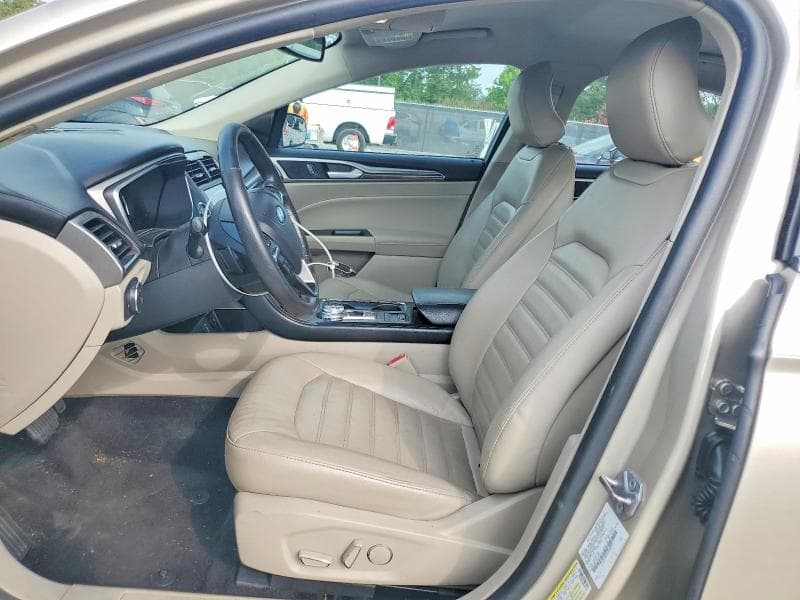 2017 FORD FUSION SE 7