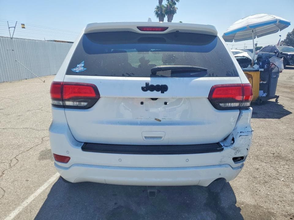 2017 JEEP GRAND CHEROKEE LAREDO 6