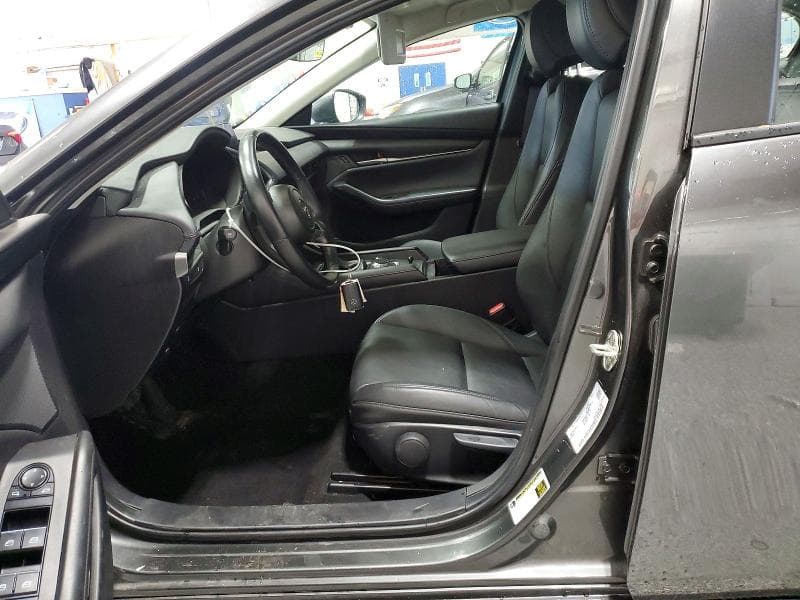 2022 MAZDA 3 SELECT 7