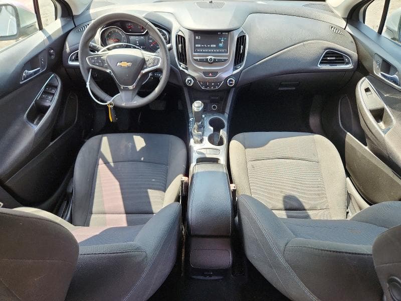 2017 CHEVROLET CRUZE LT 8