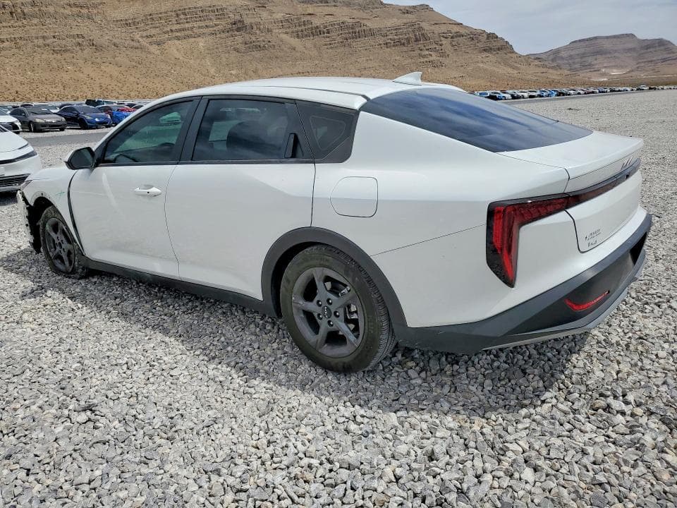 2025 KIA K4 LXS 2