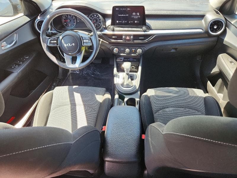 2023 KIA FORTE LX 8