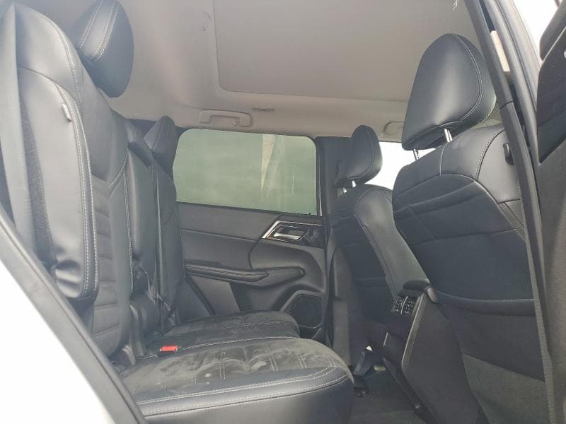 2024 MITSUBISHI OUTLANDER SE 10