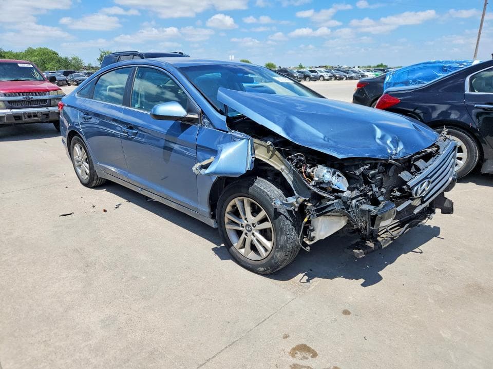 2017 HYUNDAI SONATA SE 4