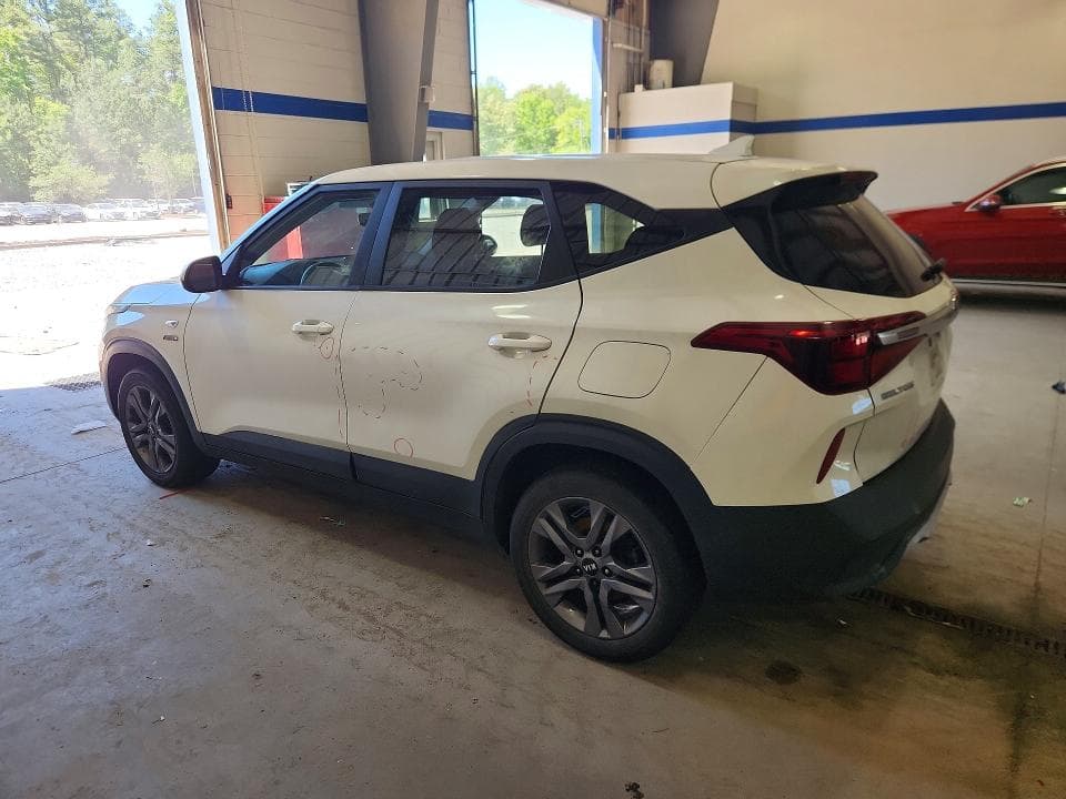 2021 KIA SELTOS LX 2